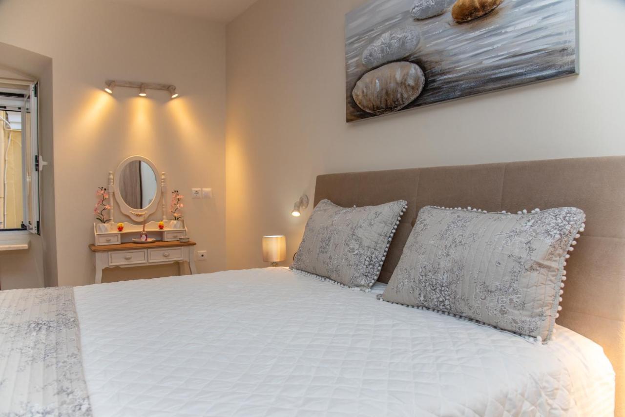 Valentino Luxury Studio In The Heart Of Corfu Town Esterno foto